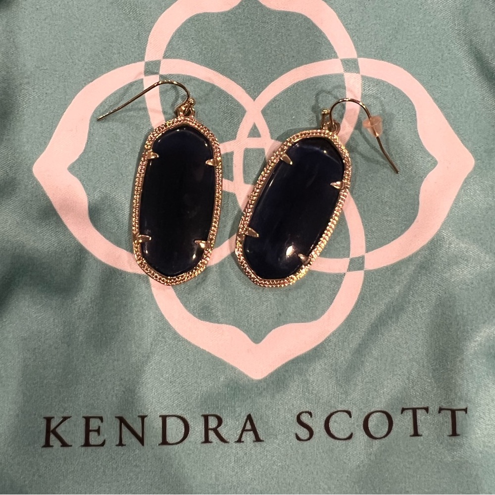 Kendra Scott Elle Gold Drop Earrings in Black Opaque Glass